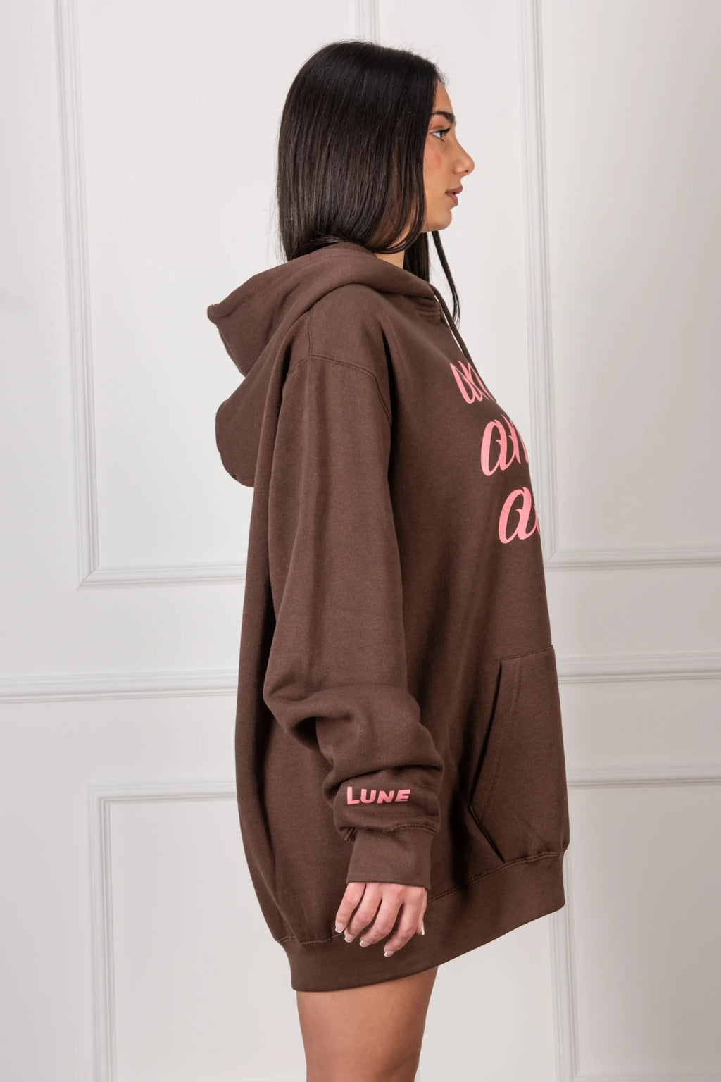 Felpa "AMORE ANCORA AMORE" Marrone